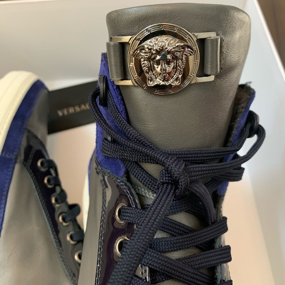 Versace Sneakers - Picture 5 of 6